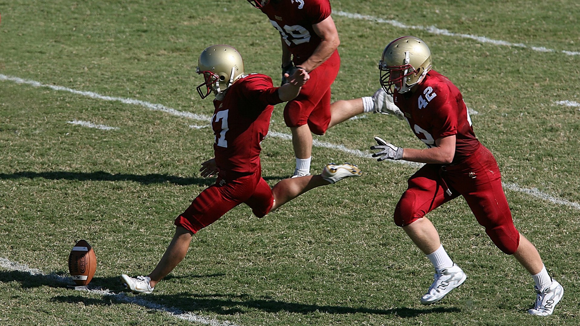 守将伤愈复出士气大增，球队升级希望燃起，守将防盗门是品牌吗